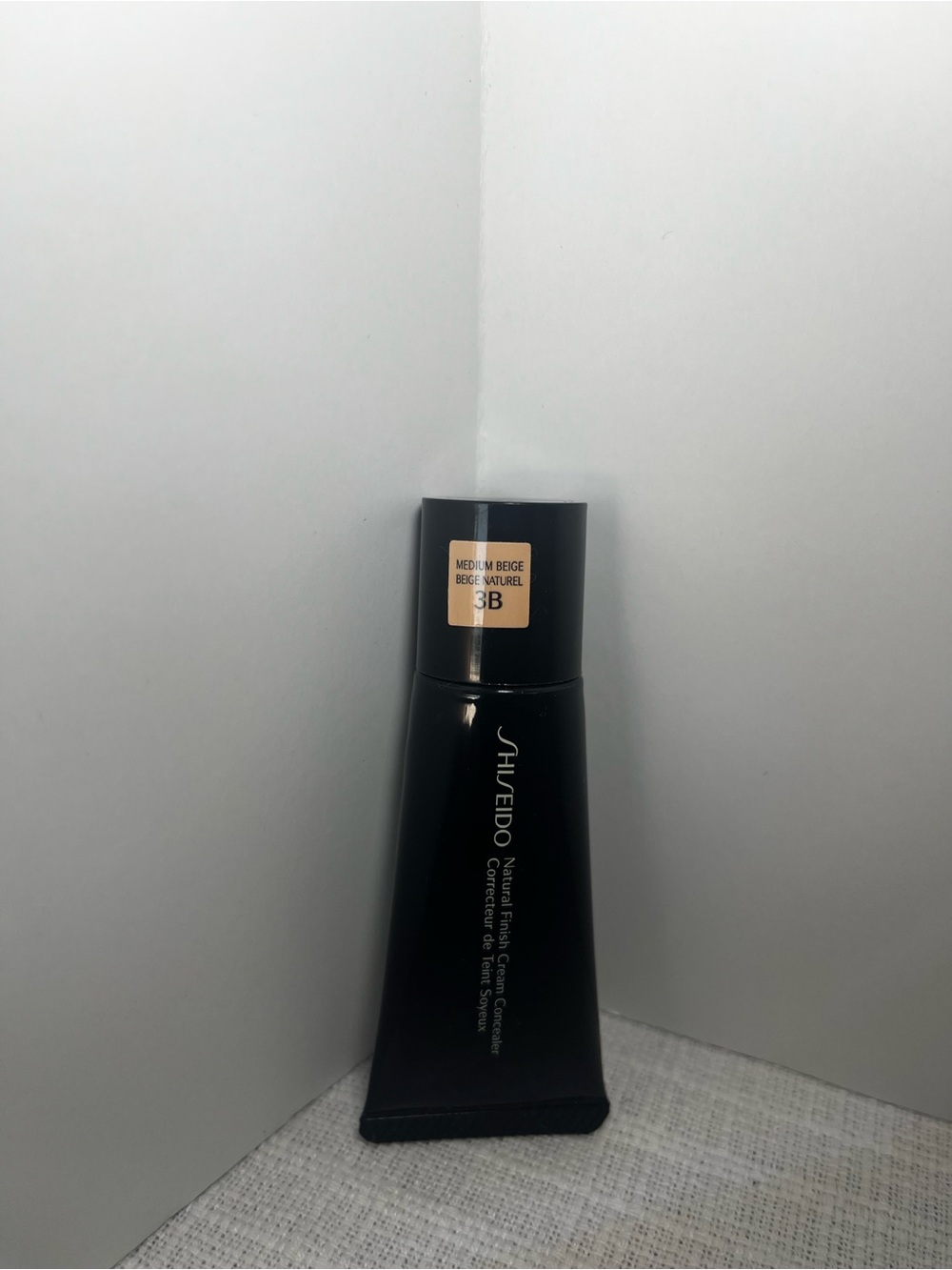 Shiseido natural, finish, cream, concealer /Medium Beige (3B) NNB